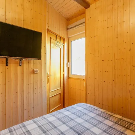 Apartamento De Madera Muy Cálido Con Buenas Vistas Sierra Nevada