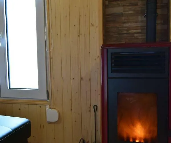 Lägenhet De Madera Muy Calido Con Buenas Vistas Y Wifi *